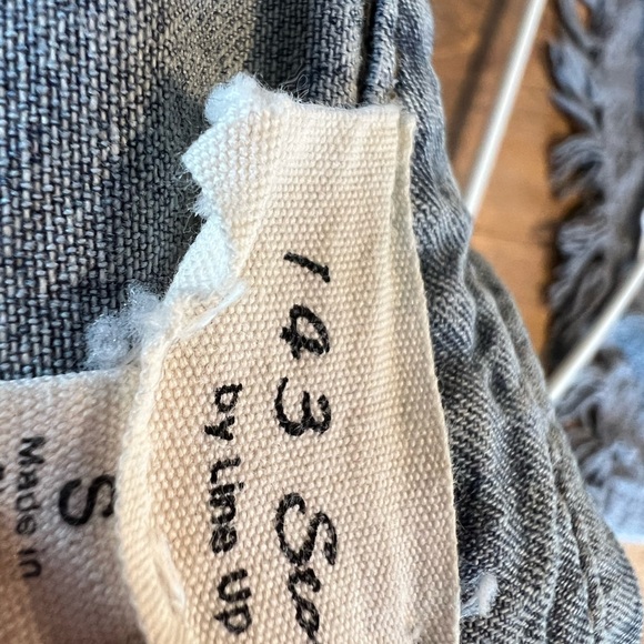 Denim Ruffle Shirt - Picture 6 of 7